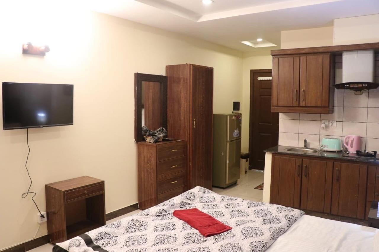 Cozy Studio Apartment In Bahria Town Rawalpindi Buitenkant foto